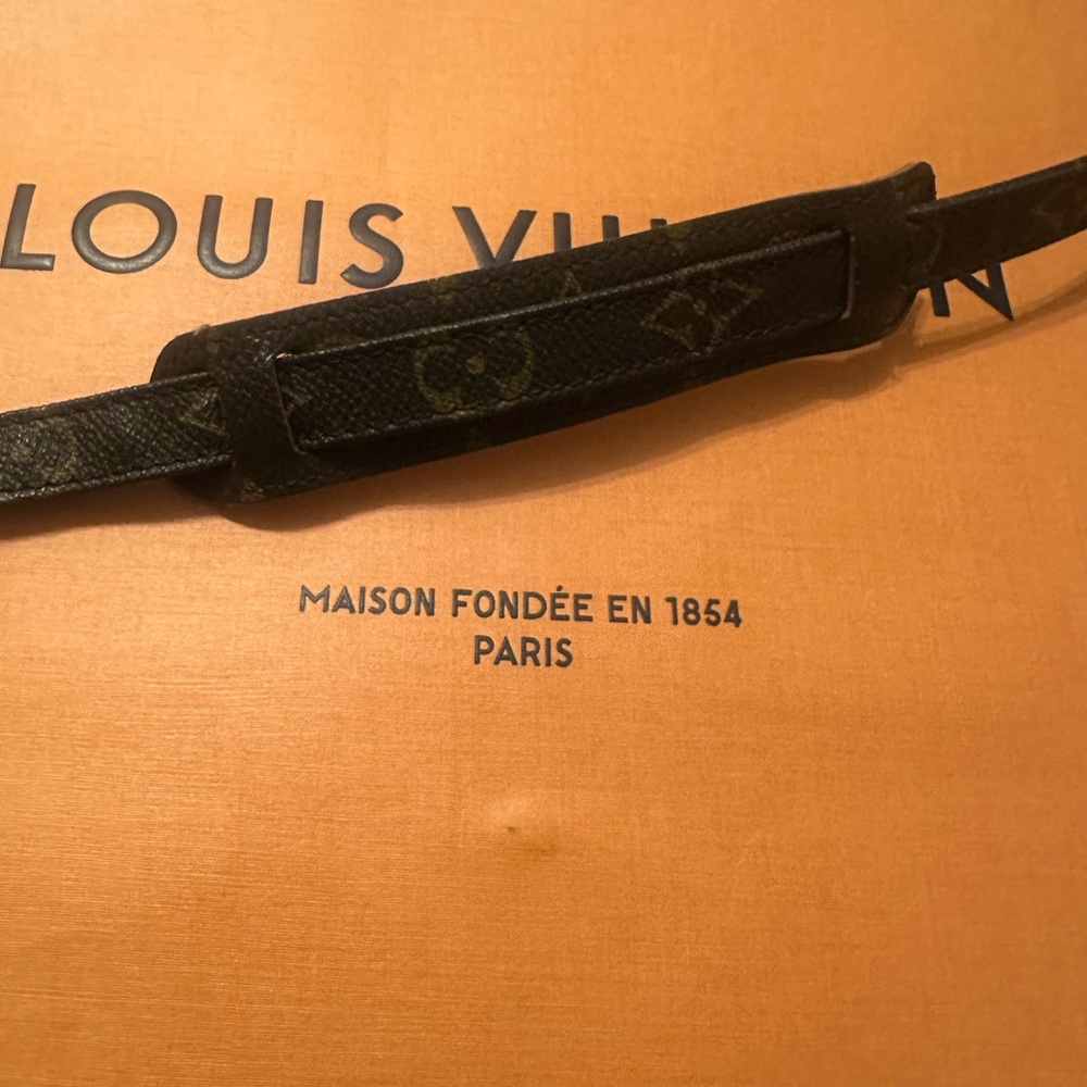 Replacement Bachata Louis Vuitton Brown Leather Strap with Gold Hardware - Picture 3 of 6